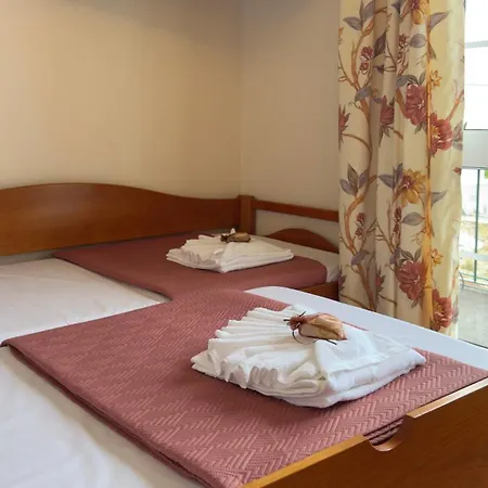 Pensionat Rocha Do Sol 59b - Ensuite With Balcony View