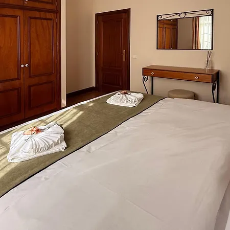 Rocha Do Sol 59b - Ensuite With Balcony View بيت ضيافة Canhas