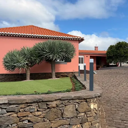 Pensionat Rocha Do Sol 59b - Ensuite With Balcony View