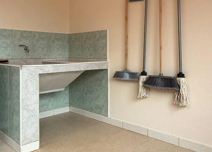 Affittacamere Rocha Do Sol 59b - Ensuite With Balcony View 3*