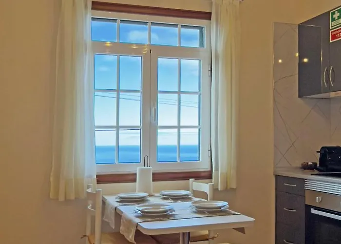 Affittacamere Rocha Do Sol 59b - Ensuite With Balcony View Canhas